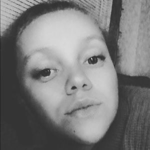 Meet your Posher, Mikala